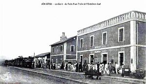 2559- Ain-Sefra - Gare - Arrivee du Train de l'Extreme-Sud